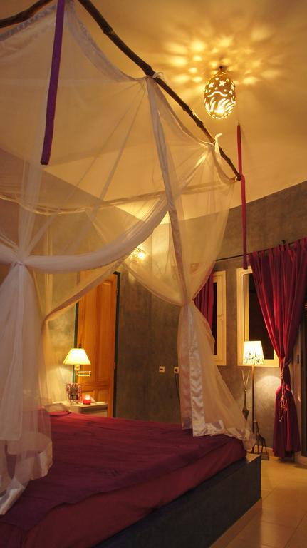 Hotel Le Clos Des Papillons サリー・ポルチュダル エクステリア 写真